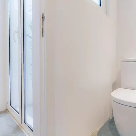 Tram Hideaway | Bica Апартаменти