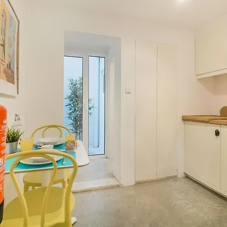 Apartment Tram Hideaway | Bica