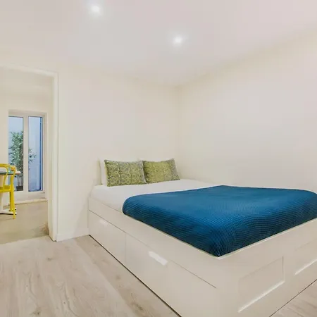Apartment Tram Hideaway | Bica Lisbon