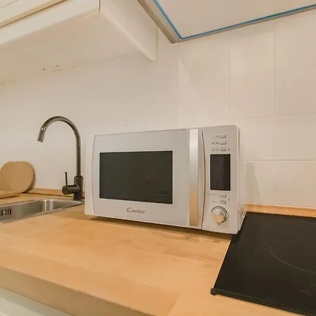 Tram Hideaway | Bica Apartment