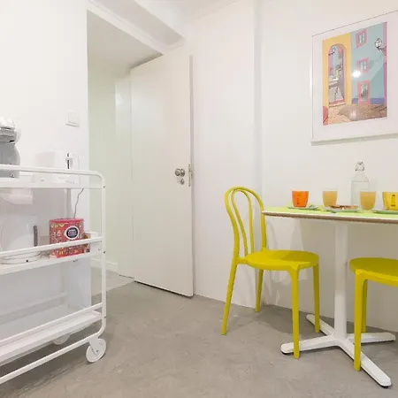 Bica Lovely Tram Apartment Lisbon
