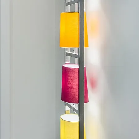 Tram Hideaway | Bica *