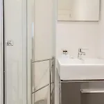 Tram Hideaway | Bica Apartment
