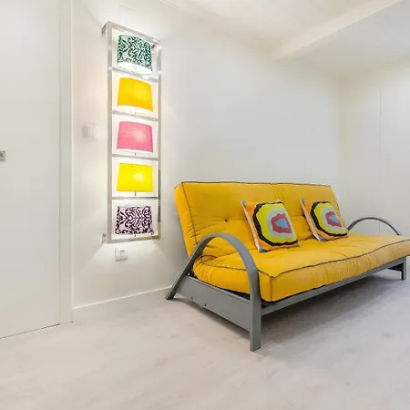 Tram Hideaway | Bica Apartamento