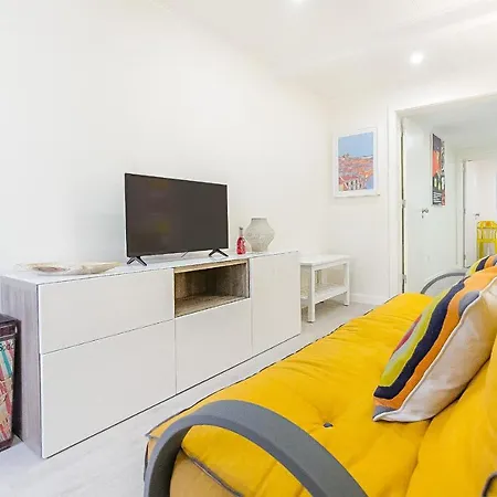 Tram Hideaway | Bica Apartamento